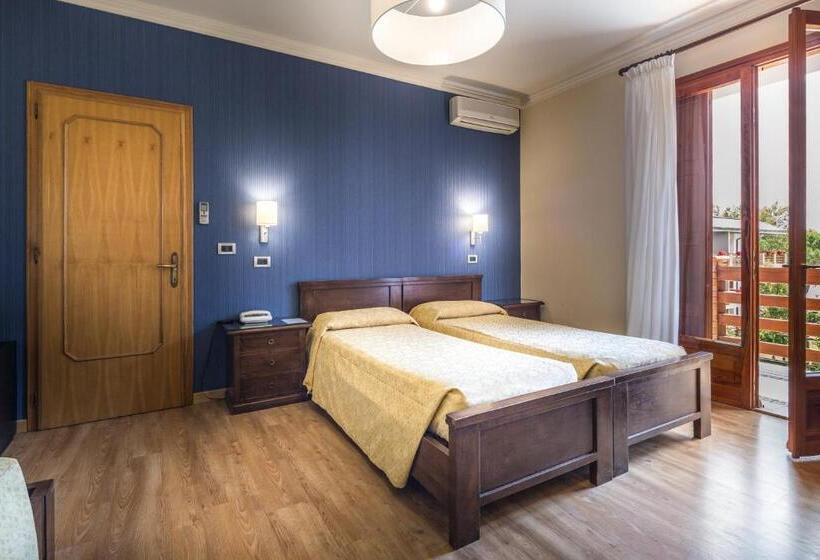 スタンダードトリプルルーム, Capanna D Oro