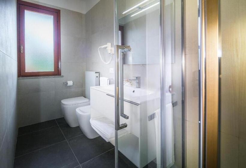 スタンダード4人部屋, Capanna D Oro