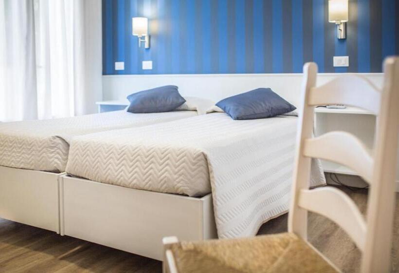 スタンダード4人部屋, Capanna D Oro