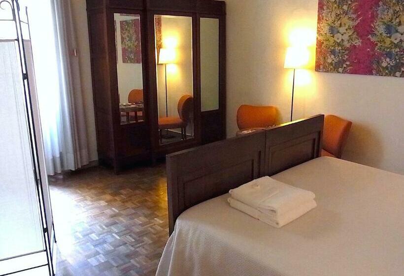 اتاق استاندارد با سرویس بهداشتی مشترک, Cestelli