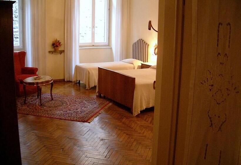 اتاق استاندارد سه نفره, Cestelli