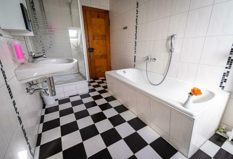 Quarto standard, Gasthaus Zur Alten Post