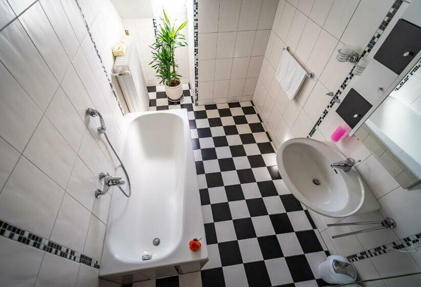 Quarto standard, Gasthaus Zur Alten Post