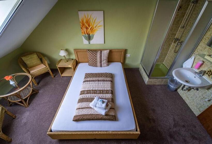 Quarto Standard Individual Casa de Banho Partilhada, Gasthaus Zur Alten Post