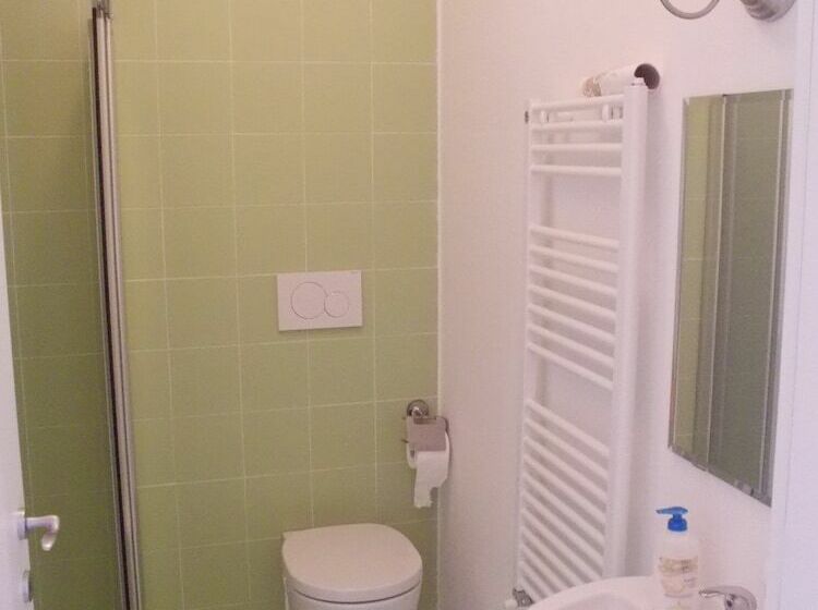 Standard Room, Gogol Ostello & Caftè Letterario   Hostel