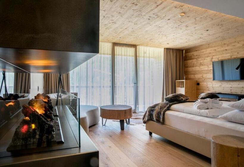 Номер Стандарт Вид на Сад, Gran Paradiso