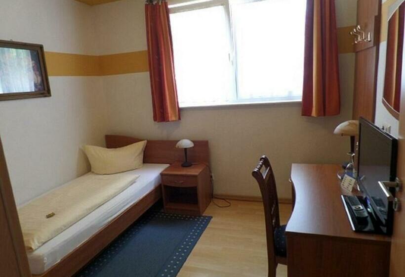 Standard Single Room, Heuschober