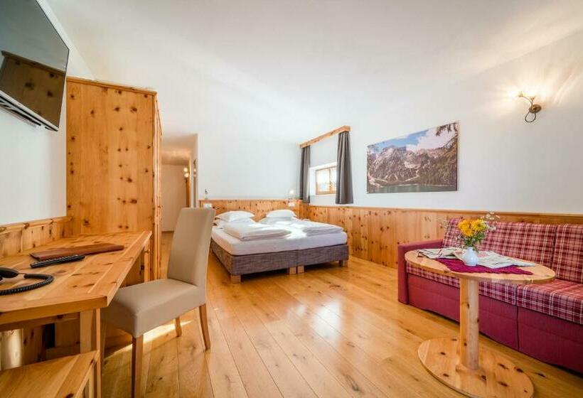 Номер Стандарт Вид на Сад, Hohe Gaisl