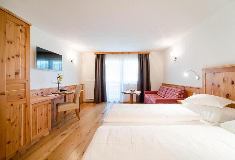 Номер Стандарт Вид на Сад, Hohe Gaisl