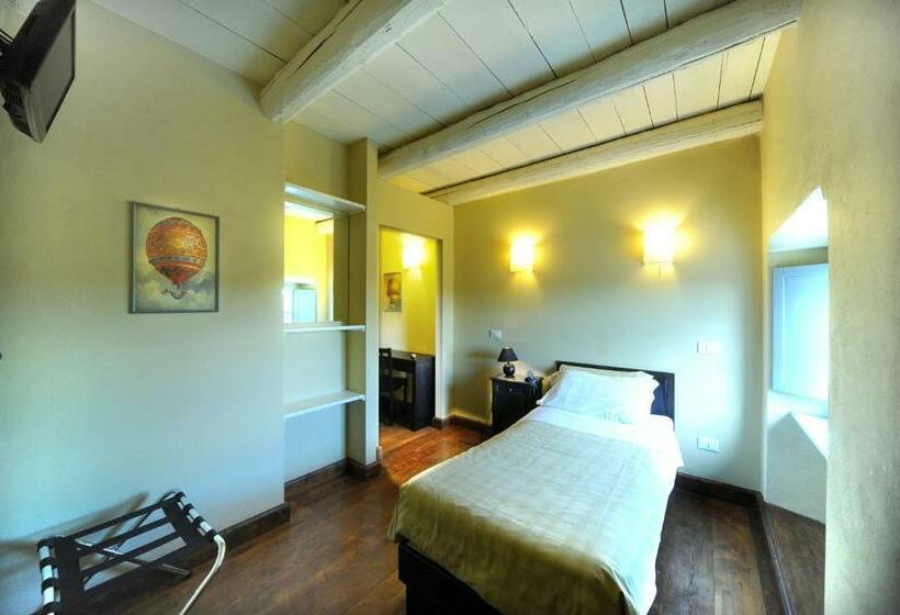 חדר סטנדרט יחיד, Il Campanile