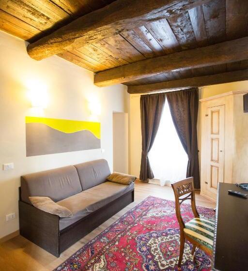 חדר סופריור, Il Campanile