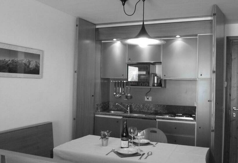 استودیوی استاندارد, Il Piccolo Residence