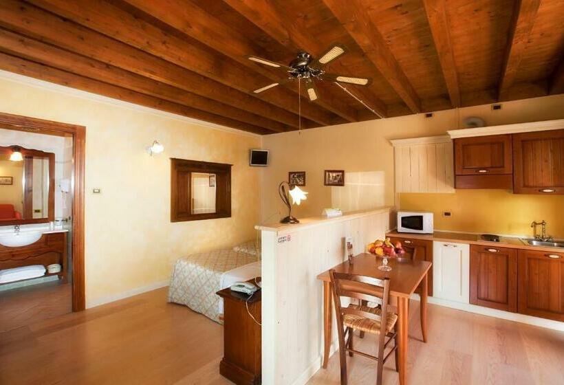 标准工作室, Luna Residence