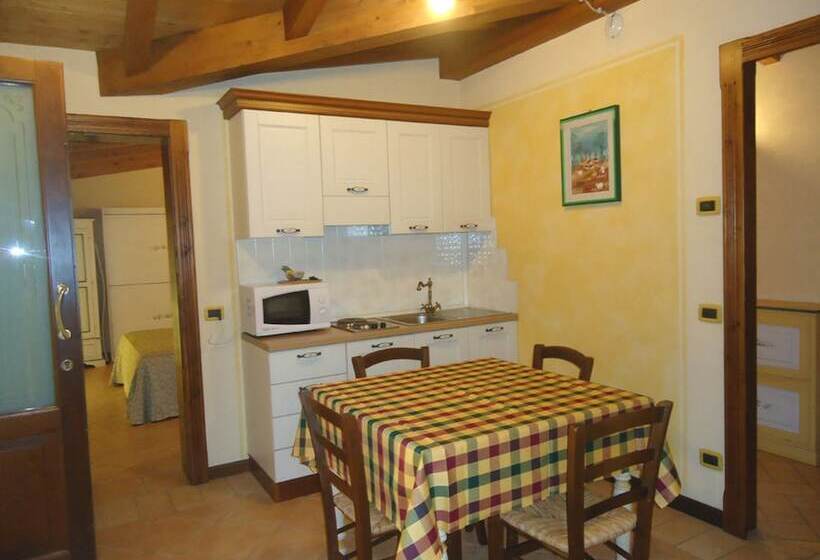 带2个卧室的公寓, Luna Residence