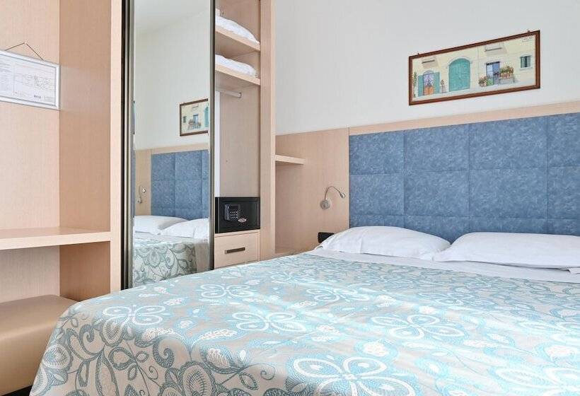 标准间带湖景, Marco's