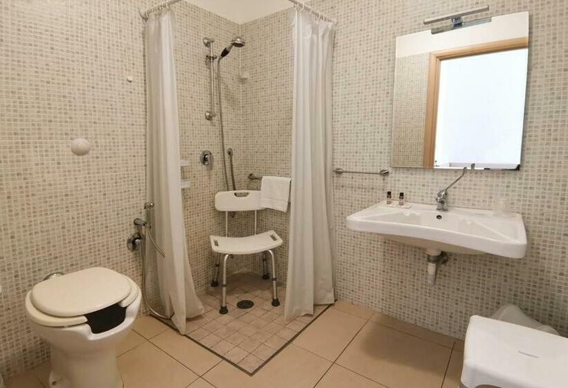 장애인을 위한 스탠다드 룸, Poetto