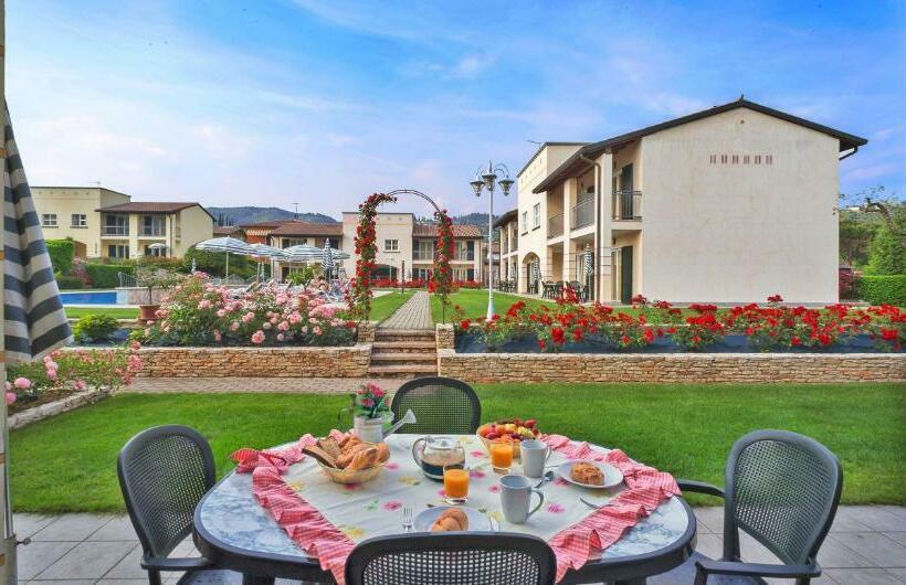 Апартаменты 1 Спальня, Residence Corte Delle Rose