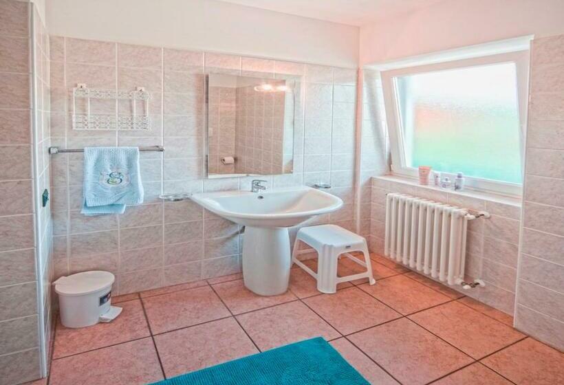Апартаменты 2 Спальни, Residence Corte Delle Rose