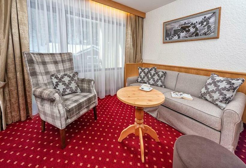 חדר סטודיו סטנדרד, Tyrol