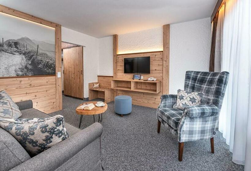 חדר סטודיו סטנדרד, Tyrol