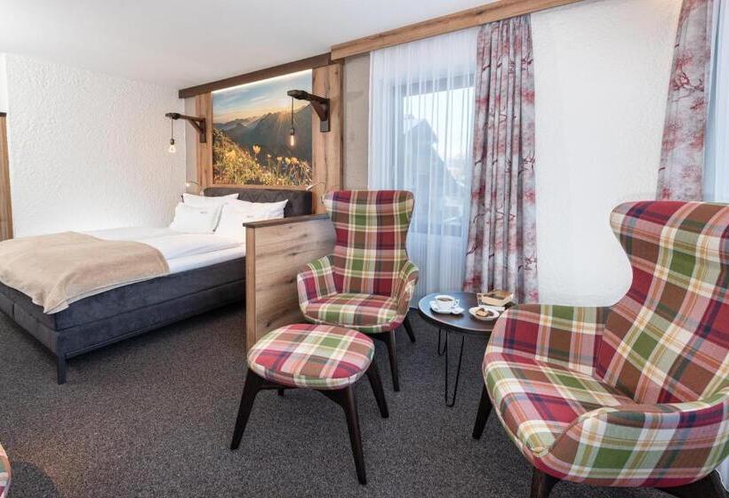 חדר קומפורט, Tyrol