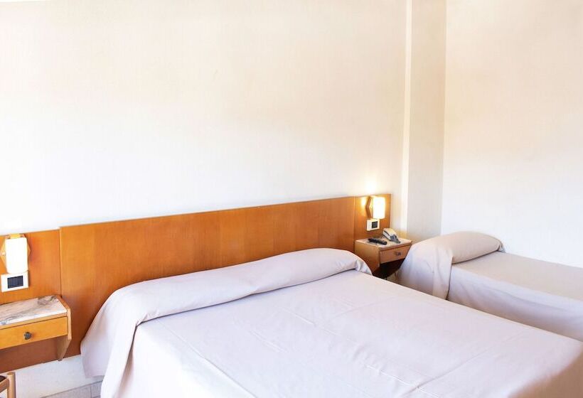 标准三人间, Villa Dei Misteri