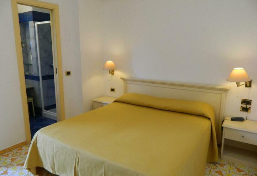 스탠다드 발코니 룸, Villa Hermosa