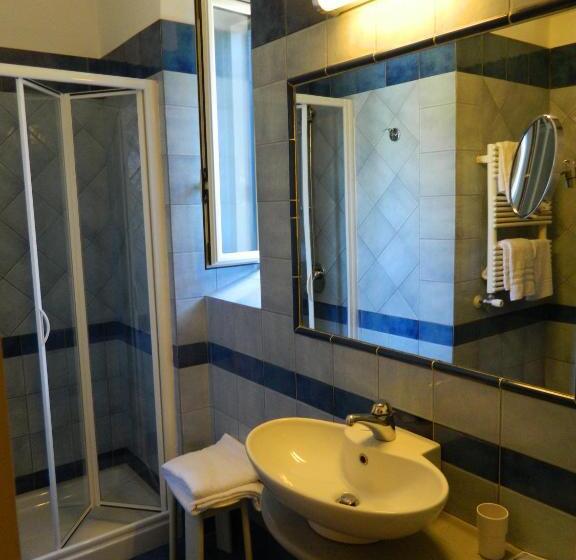 스탠다드 트리플 발코니 룸, Villa Hermosa