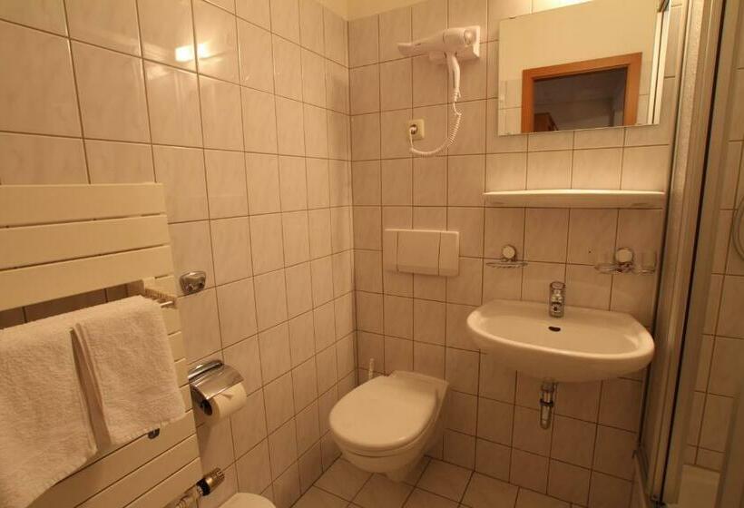 غرفة قياسية, Weisse Taube