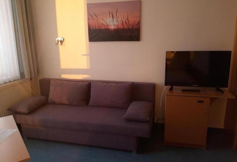 带阳台的标准单人间, Zum Sportforum