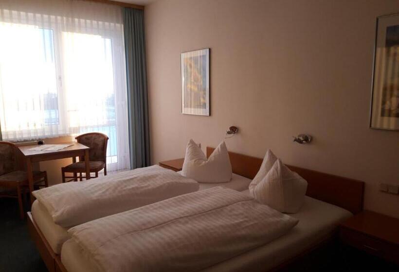 标准间带阳台, Zum Sportforum