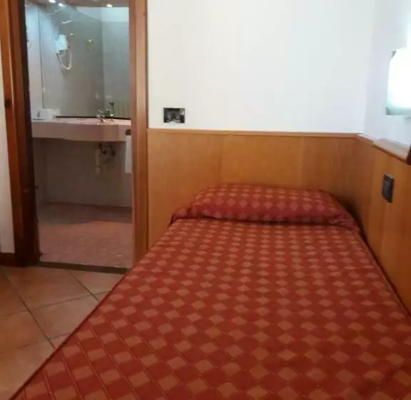 スタンダードシングルルーム, Motel Residence Gonzaga