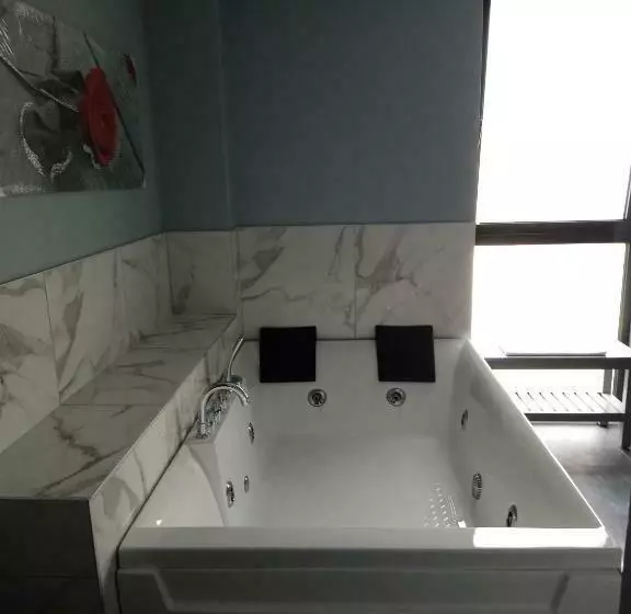 デラックスジュニアスイート, Motel Residence Gonzaga