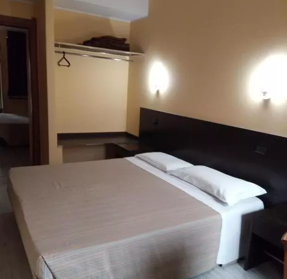 デラックスファミリールーム, Motel Residence Gonzaga