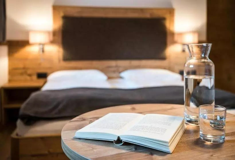 اتاق سوپریور, Charme Hotel Uridl