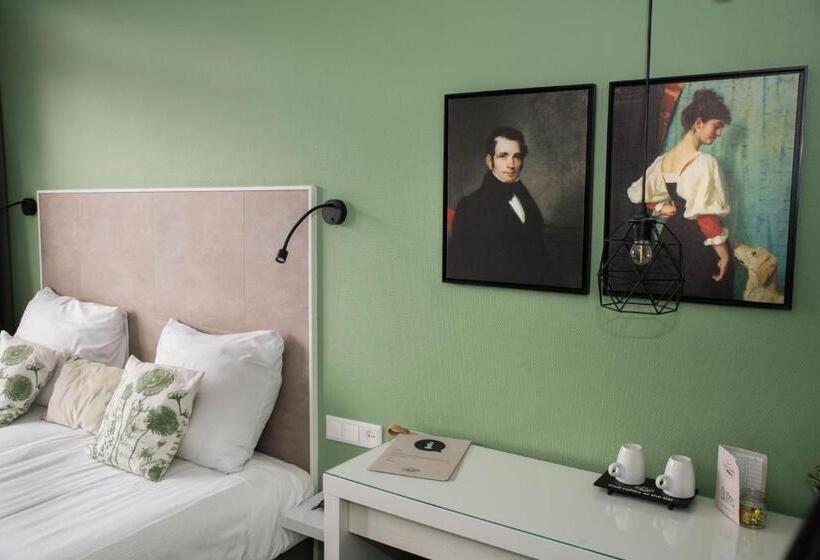 غرفة أساسية مزودة بشُرفة, The Bloom