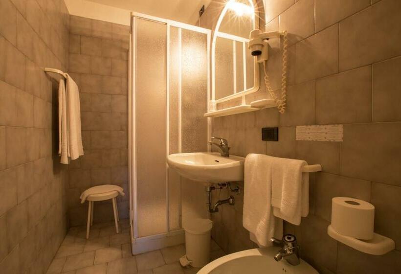 Номер Стандарт Индивидуальный, Albergo Ristorante Giardino