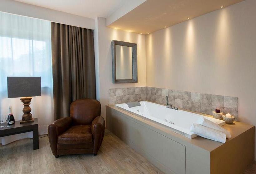 带按摩功能的小型套房, Dimorae Rooms And Suites   Apartments