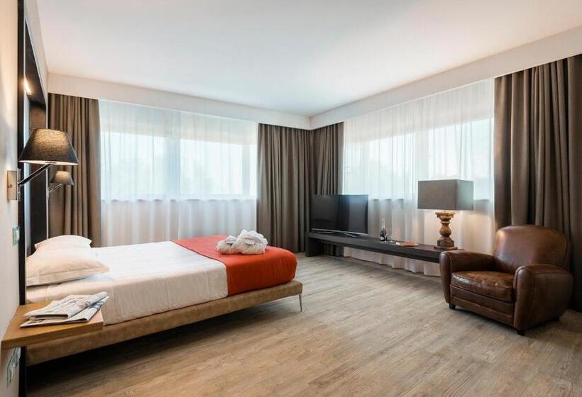 Júnior Suíte com Hidromassagem, Dimorae Rooms And Suites   Apartments