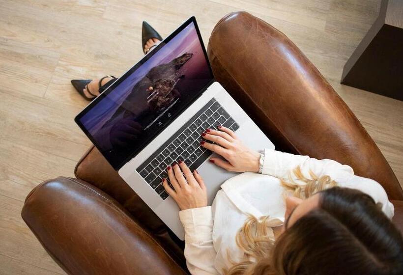 带按摩功能的小型套房, Dimorae Rooms And Suites   Apartments