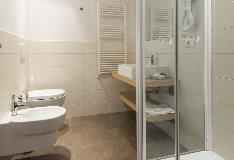 三人经典房间, Dimorae Rooms And Suites   Apartments