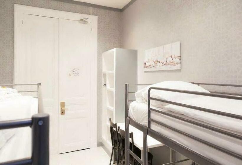 Standard Quadruple Room with Bunk Beds, Dupuis