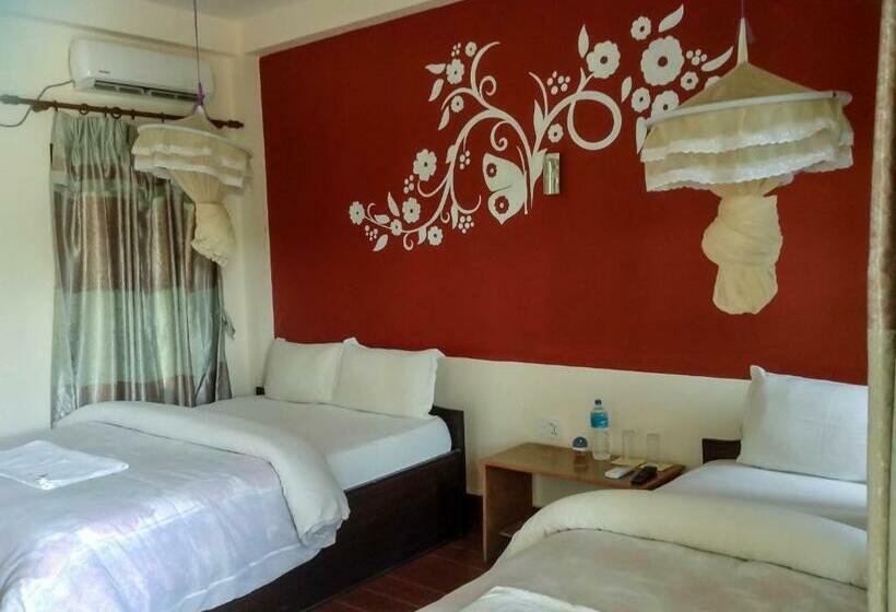 Deluxe Room Garden View, Eden Jungle Resort