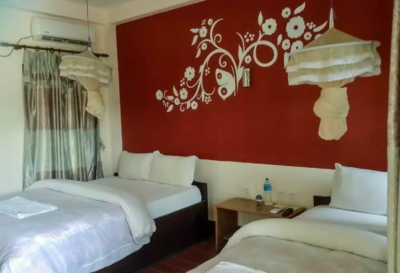 اتاق لوکس با چشم‌انداز باغ, Eden Jungle Resort