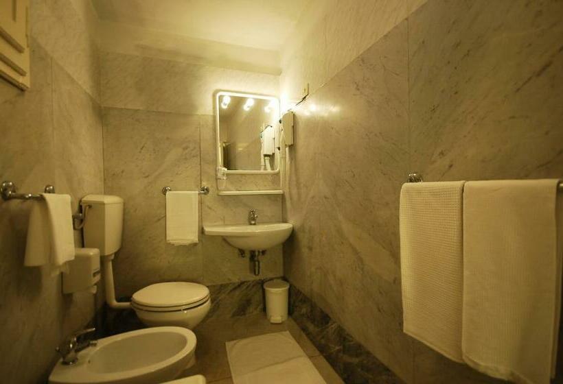 Habitació Superior, Ely