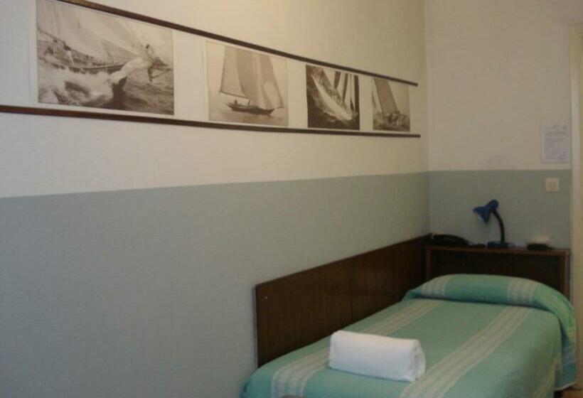 Habitación Estàndard Individual, Ely