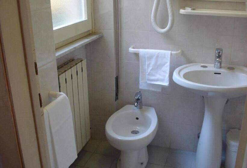 Habitación Comfort con Balcón, Ely