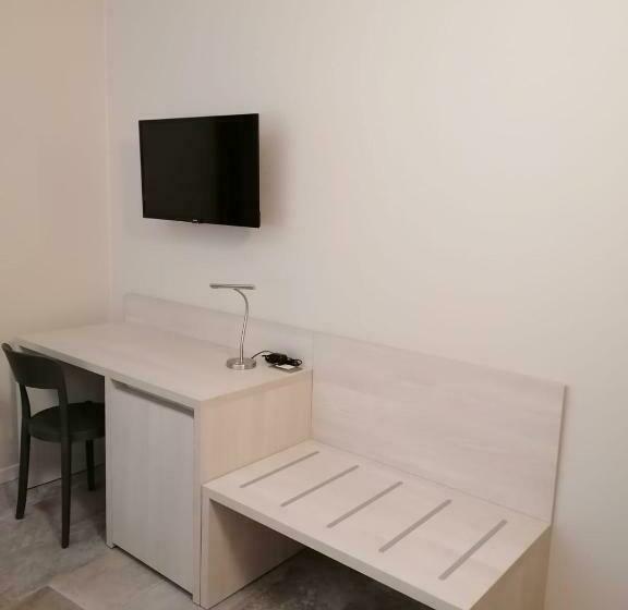 스탠다드 룸, Europa