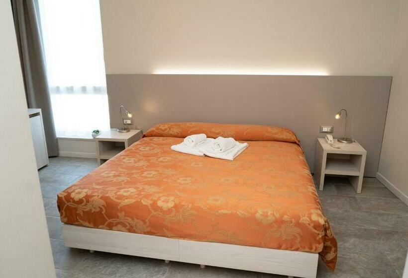 스탠다드 룸, Europa