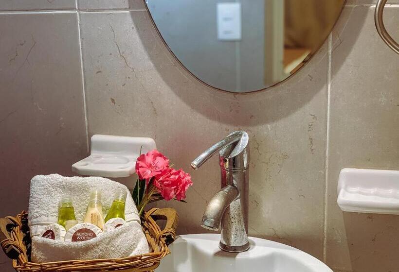 غرفة ديلوكس, Golden Paradise Town